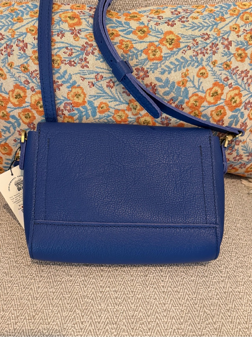 Portland Leather Medium Metro Crossbody NWT - Picture 6 of 11